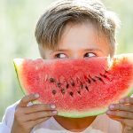 yaz-aylarinda-cocuklar-icin-10-beslenme-onerisi.jpg