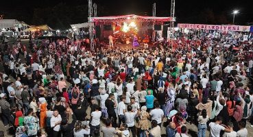 Yazlık kadırga'da başlıyor 