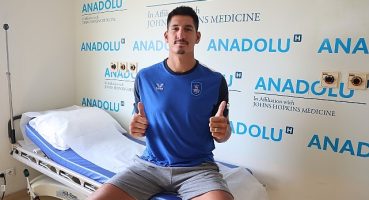 Anadolu Efes'li Derek Willis sağlık kontrolünden geçti