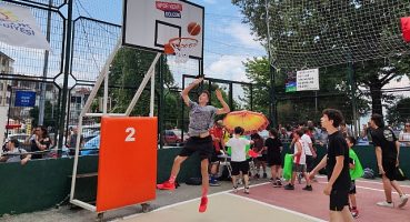 Gölcük sahilinde heyecan sırası sokak basketbolunda