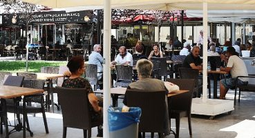 Karşıyaka Belediyesi tesislerinde bütçe dostu fiyatlar