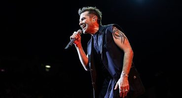 Kenan Doğulu, Harbiye'de binlerce hayranıyla yeniden buluştu