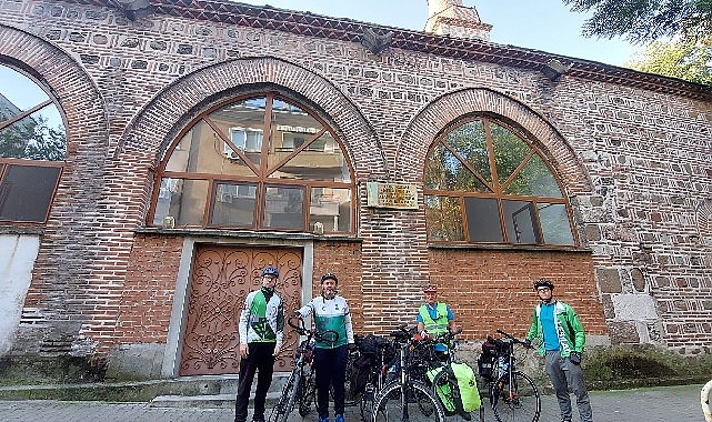 edirne-yesilay-spor-kulubu-bulgaristana-bisiklet-turu-duzenledi.jpg