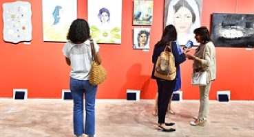 “İzmir'in Renkleri ve Sesleri" Bu Sergide