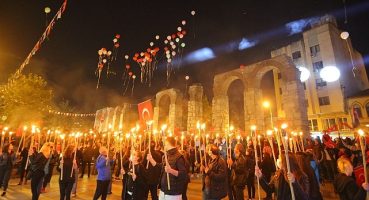 Efes selçuk cumhuriyetin 100 yılını coşkuyla kutladı
