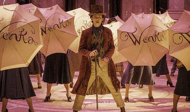 genc-willy-wonka-ile-tanismaya-hazir-misiniz-wonka-filminin-ikinci-fragmani-yayinlandi.jpg