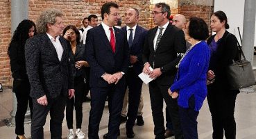 İmamoğlu: Acıların son bulmasında sanat ve sanatçılar önemli rol oynayacak