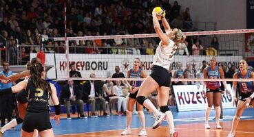 VakıfBank sezonun ilk yarısını galibiyetle tamamladı