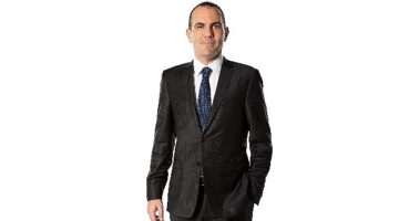 2024 yılında yenilenebilir enerji ve teknoloji odaklı işlemler öne çıkacak