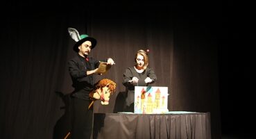 Başkan Böcek'ten çocuklara tiyatro dolu tatil