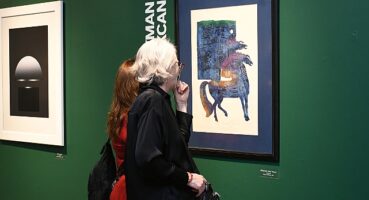 Baskı resminin duayenlerinde renkler ve izler Galeri cennette kapılarını azaldı