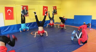 Büyükşehir Belediyesi geleceğin şampiyonlarını hazırlıyor