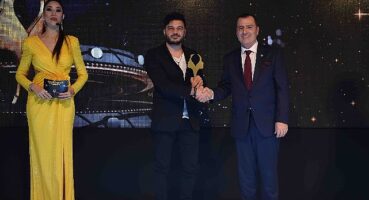 gold-faces-of-turkey-awards-sahipleriyle-bulustu.jpg
