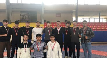 Şampiyon güreşçilerden Başkan Tekin'e ziyaret