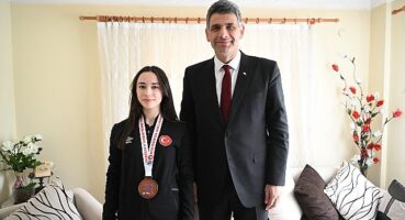 Başkan Kocaman, “İşte benim kızım”