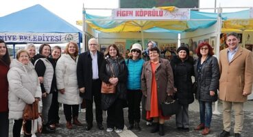 Burhaniye Belediyesi'nden Sanata Destek