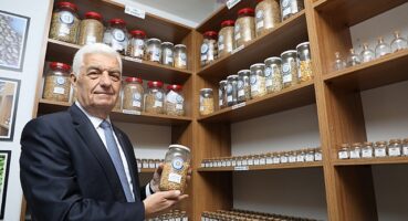 Büyükşehir 1 Milyon Yerel Tohumun Dağıtımına Başladı