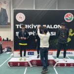 nevsehir-belediyesi-genclik-ve-spor-kulubu-sporcusu-yagiz-pala-u-16-turkiye-salon-atletizm-sampiyonasinda-altin-madalya-kazandi.jpg