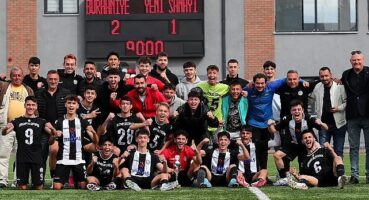 Burhaniye Belediyespor U-18 Takımı Üst Üste 2. Kez Türkiye Şampiyonası'nda