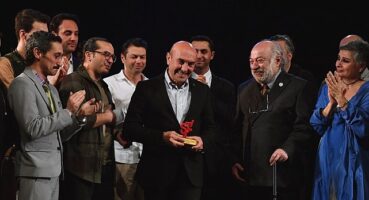 İzmir Şehir Tiyatrosu sanatçılarından Başkan Soyer'e teşekkür “Türk tiyatrosunda tarih yazdınız Sayın Başkan"