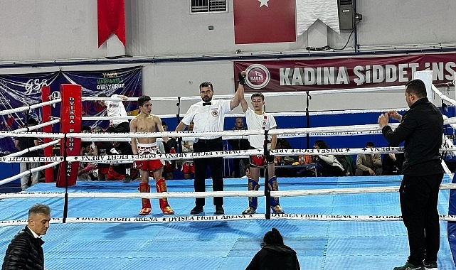 kemer-belediyesi-kick-boks-sporculari-5-madalya-ile-dondu.jpg