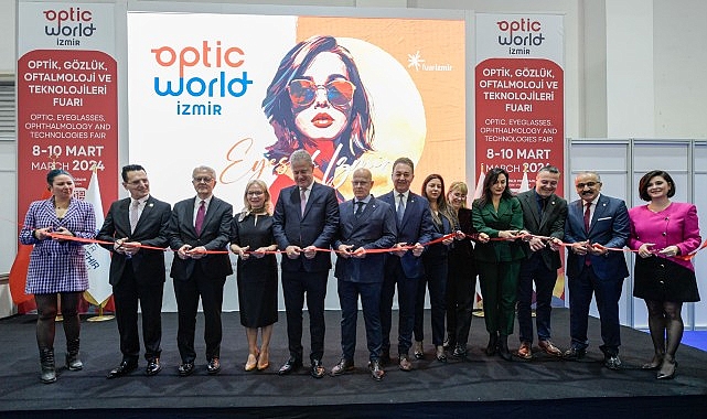 optic-world-izmir-fuari-kapilarini-acti.jpg