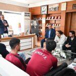 sampiyon-kemer-2020-futbol-kulubunden-baskan-topalogluna-ziyaret.jpg