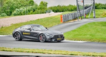 Auto Bild Sportscars Testinin Galibi Continental SportContact 7