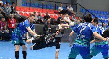 Nilüferli hentbolcular farklı kazandı