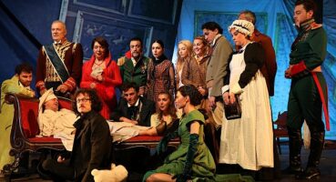 Şehir Tiyatroları “Savaş ve Barış" Oyunuyla Macarisran'da