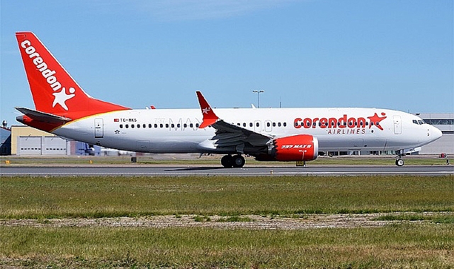 corendon-airlines-ucaginin-on-lastiklerinin-patlamasiyla-ilgili-firmadan-ilk-aciklama-geldi.jpg