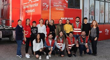 Gençlerin Her Adımında Akbank Yanlarında