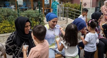 Konaklı ‘Minik Kalpler’den Anneler Günü sürprizi