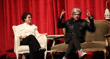 Okan Bayülgen Ya Filozof Olacaktım Ya Da Eğitimini Gördüğüm Sanatı Yapacaktım