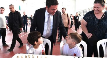Satranç turnuvasında ilk hamle Başkan Aydın’dan