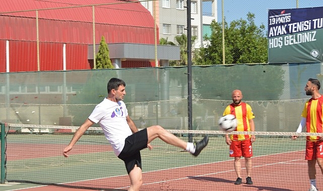 yenisehir-belediyesi-19-mayis-ayak-tenisi-turnuvasi-basladi.jpg