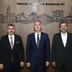 yildirim-belediye-baskani-oktay-yilmaz-ile-gursu-belediye-baskani-mustafa-isik-inegol-belediye-baskani-alper-tabani-ziyaret-etti.jpg