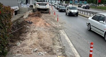 Yol kenarına perde duvar yapımına başlandı