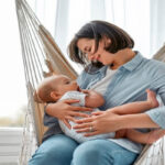 Bebeklerin Doğal Aşısı: Anne Sütü